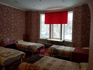 Хостелы Hostel House Таллин Односпальная кровать в общем номере с 6 кроватями-3
